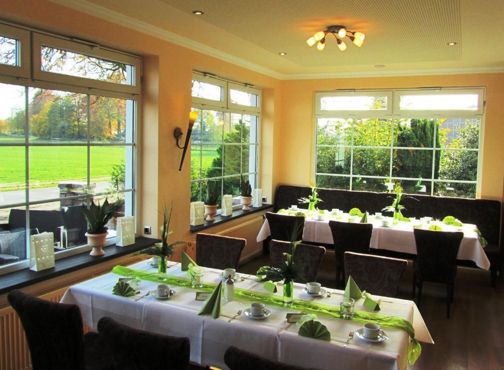 Akzent Hotel Cordes & Restaurant Am Rosengarten Sottorf Eksteriør bilde