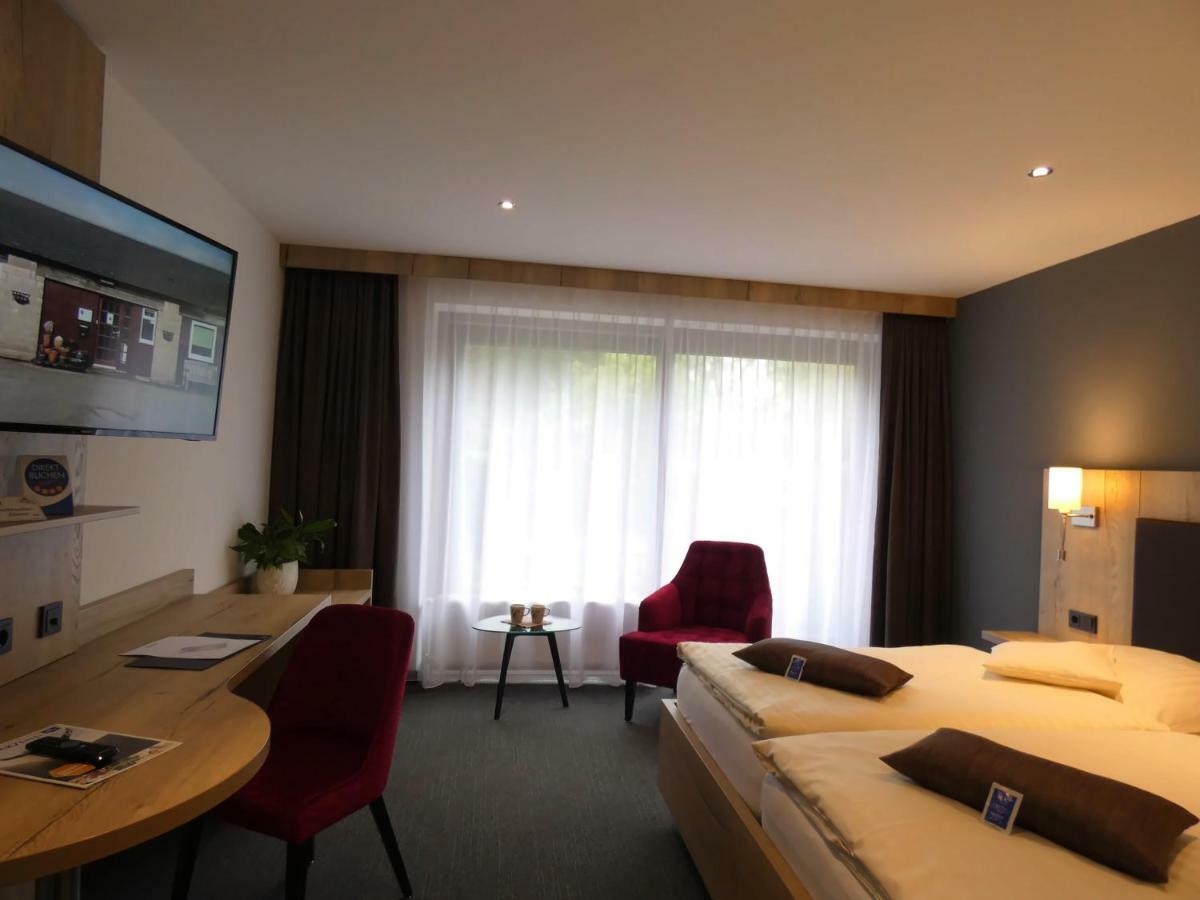 Akzent Hotel Cordes & Restaurant Am Rosengarten Sottorf Eksteriør bilde