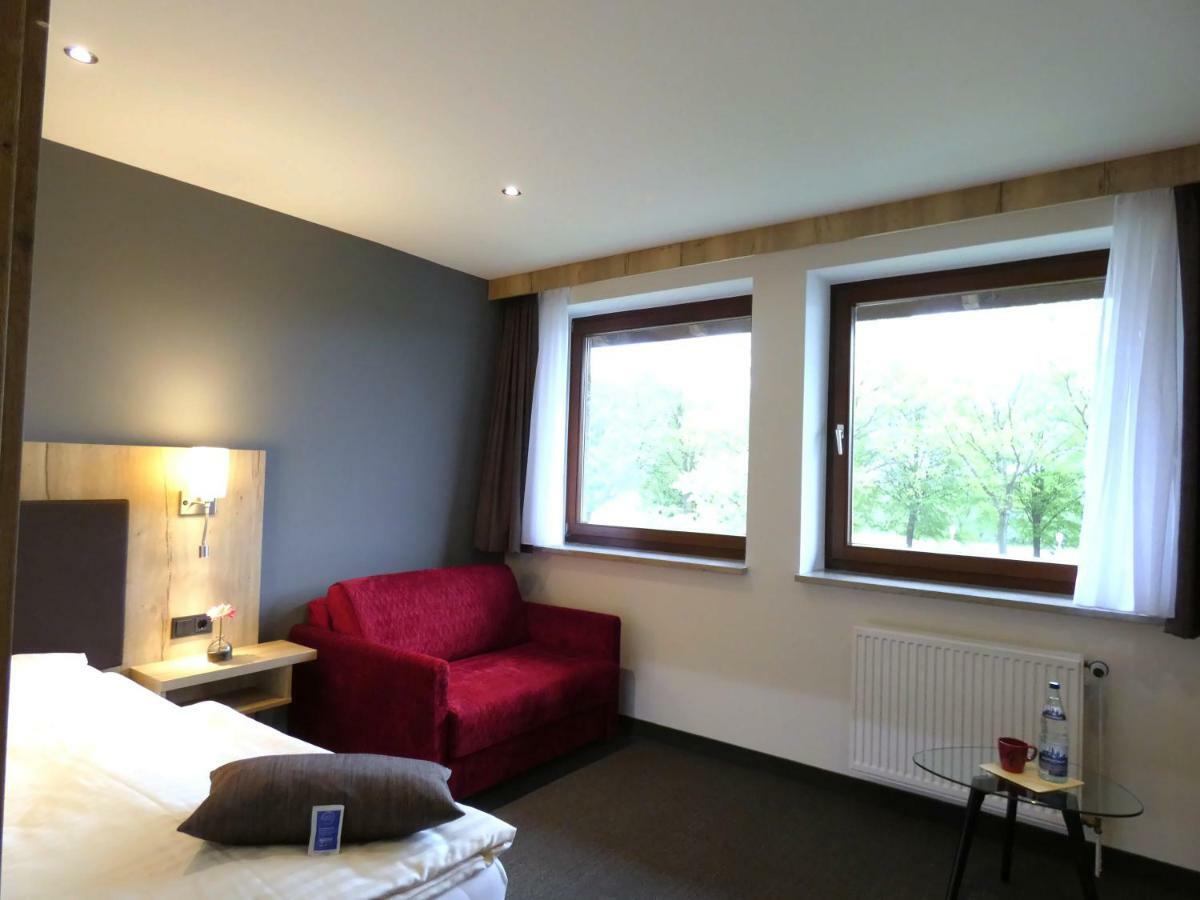 Akzent Hotel Cordes & Restaurant Am Rosengarten Sottorf Eksteriør bilde