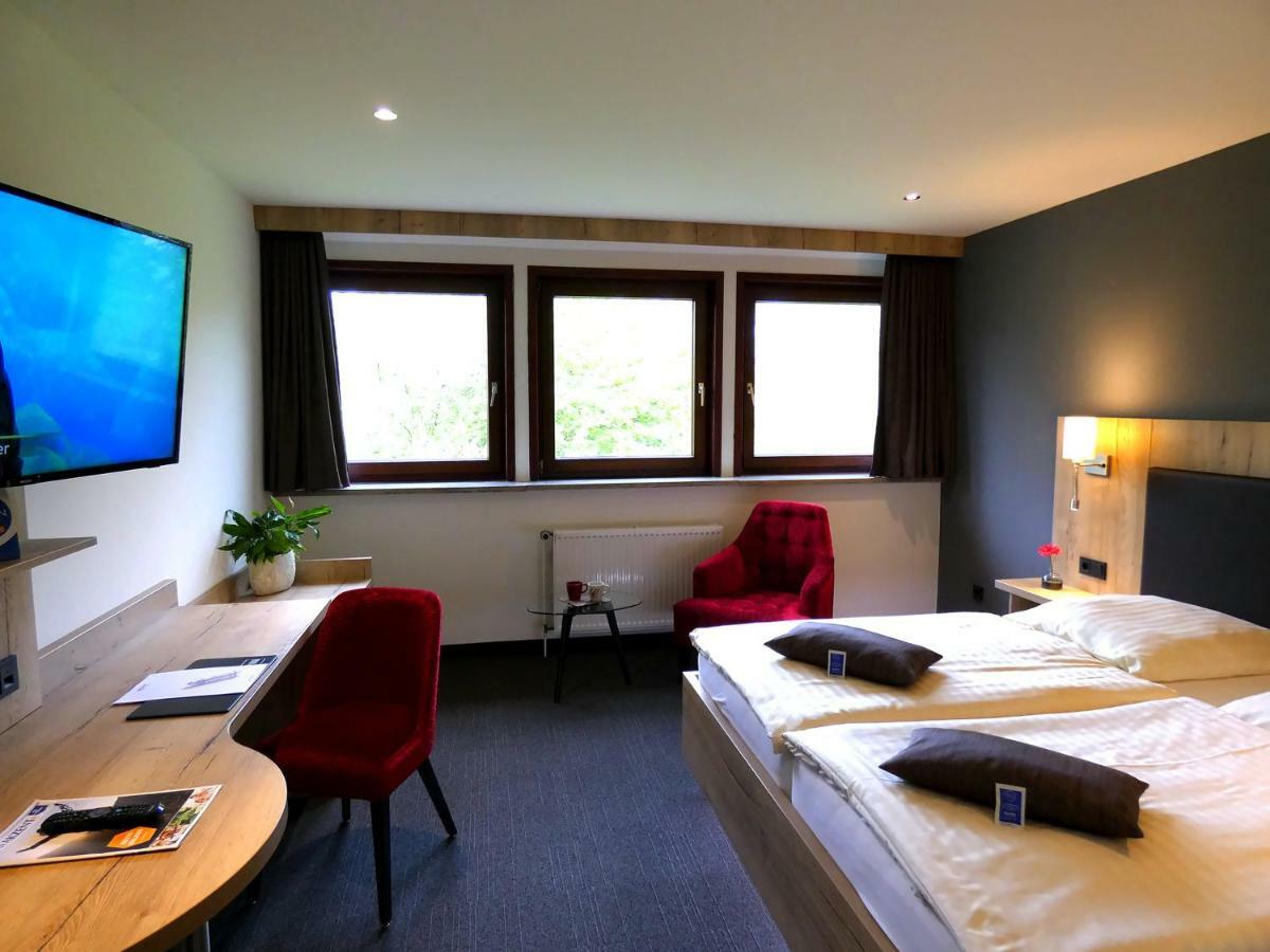 Akzent Hotel Cordes & Restaurant Am Rosengarten Sottorf Eksteriør bilde
